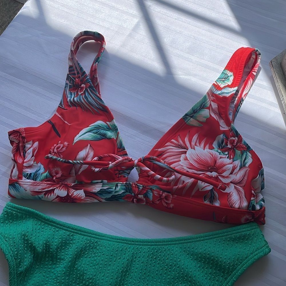 Kona Sol Swim Top